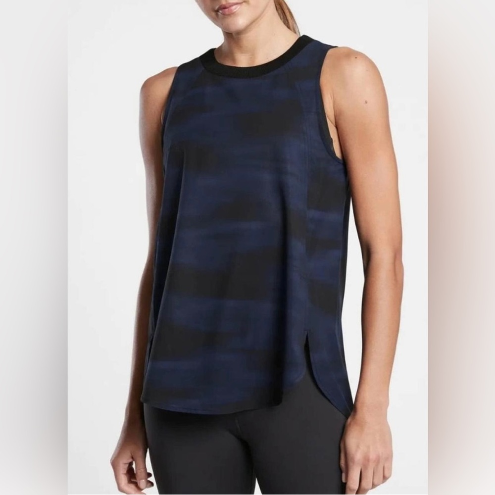 Athleta Zephyr High Neck Workout Tank Blurred Camo M